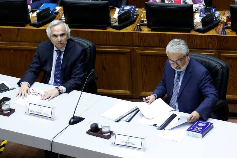 Las declaraciones dadas por el exministro fueron mientras votaba.