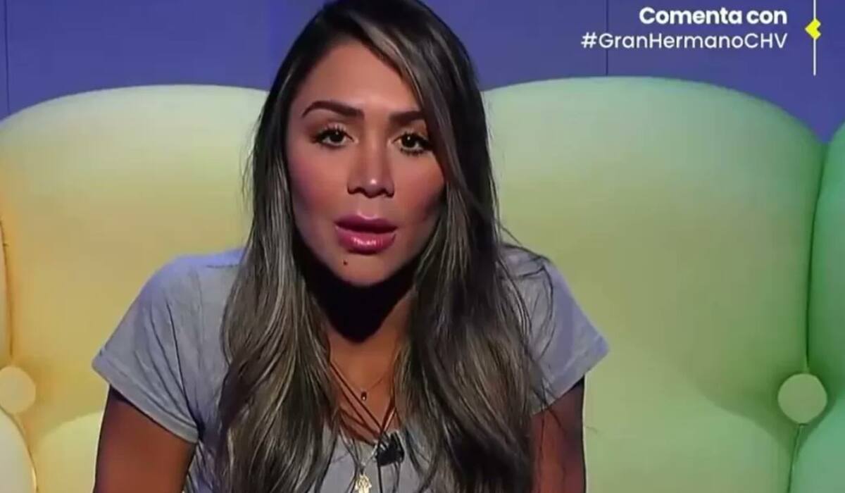 Chama abandonó "Gran Hermano".