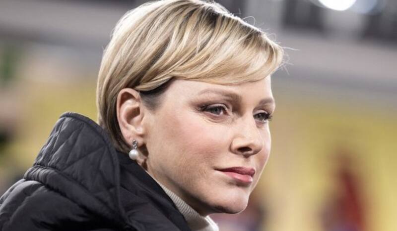 deslumbró con despampanante look.