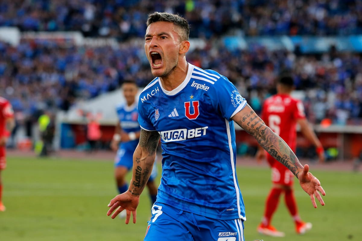 Charles Aránguiz fue el héroe de la U en la final de Copa Chile. Foto: Aton.