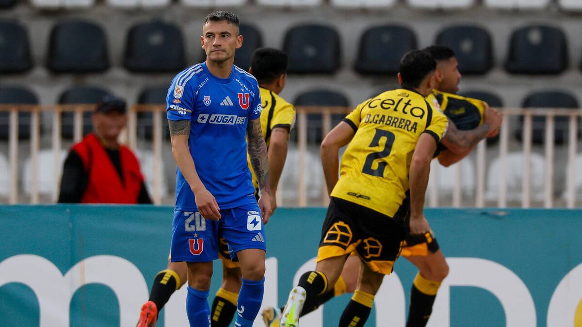 La U defenderá el legado histórico del Ballet Azul en un Estadio Nacional repleto