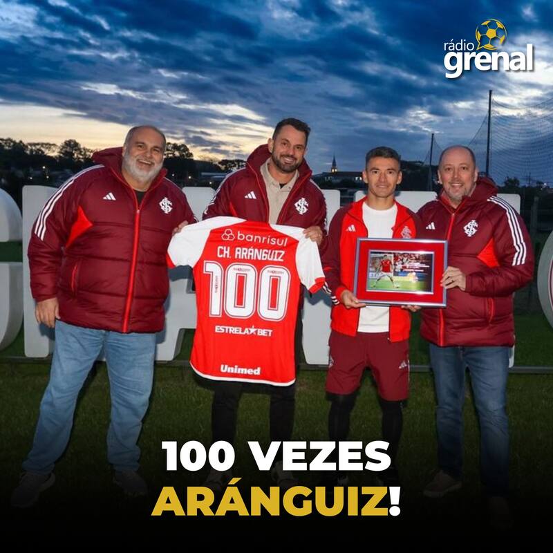 Charles Aránguiz homenajeado en Inter de Porto Alegre