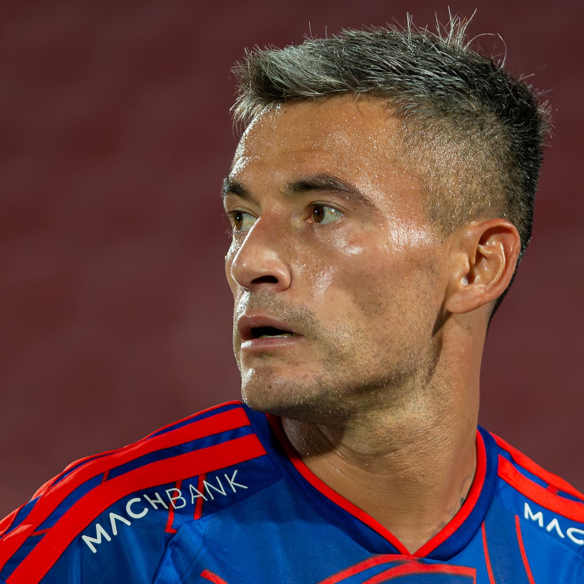 Fernando Gago aclara el panorama con Charles Aránguiz y Eduardo Vargas para el Clásico Universitario