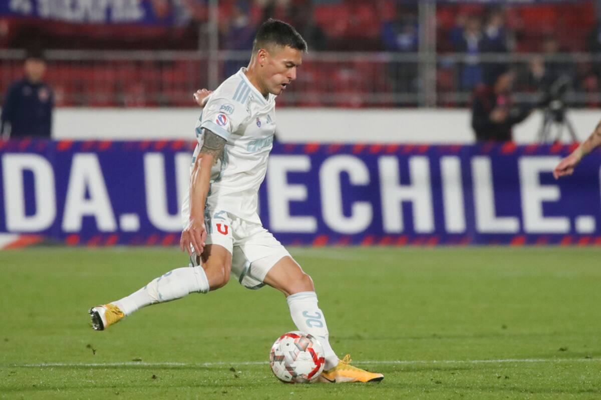 le pegó un llamado de atención al plantel de la U. Foto: Aton.