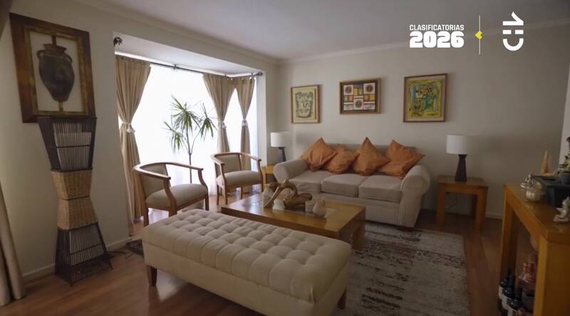 Charola Pizarro mostró el living de su casa.