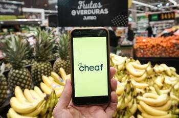 Así funciona Cheaf, la app que rescata alimentos y te permite comprarlos a mitad de precio