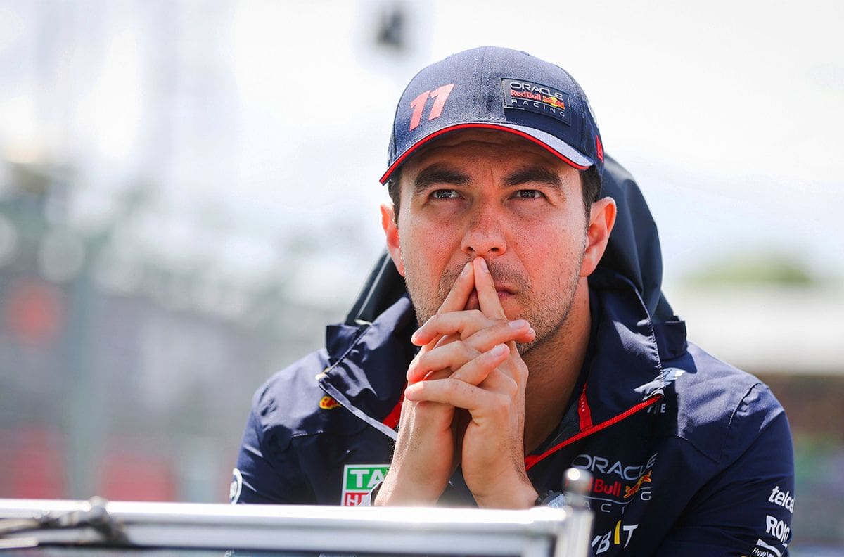 ¿Se arrepienten en Red Bull? El horrible comienzo del reemplazante de Checo Pérez en la Fórmula 1