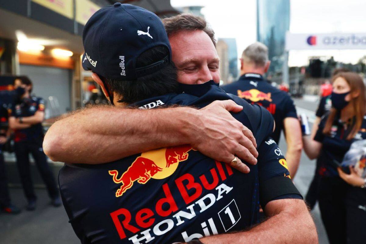 Checo Pérez recibió grandes elogios de Christian Horner. (EFE)