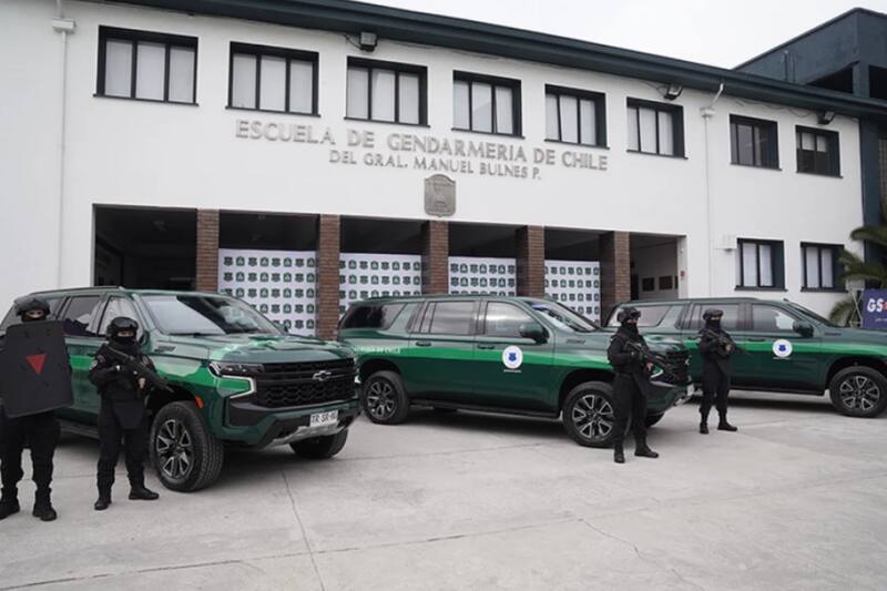 Gendarmería recibió tres nuevos Chevrolet Suburban 4x4 / Foto: Infodefensa.com