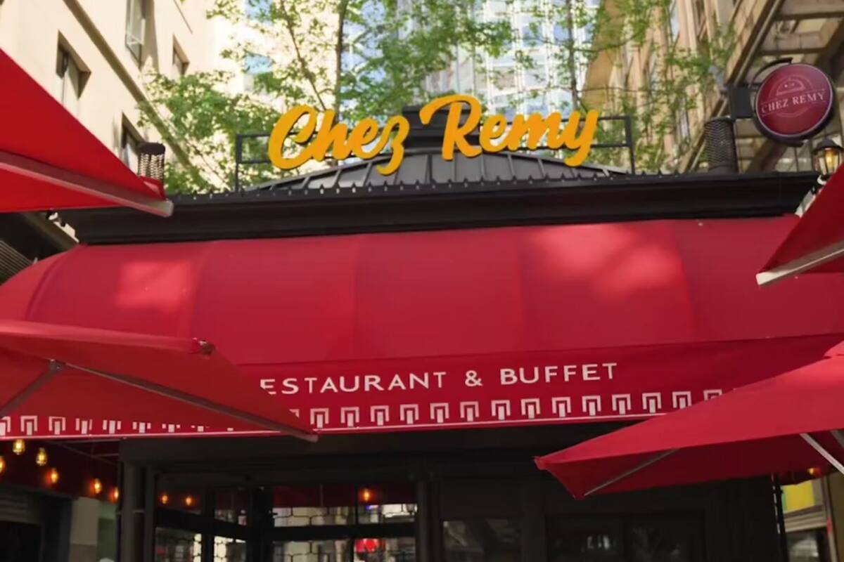 Descubre cómo acceder a este escondido tenedor libre que tiene el centro de Santiago. Foto: Chez Remy en TikTok.