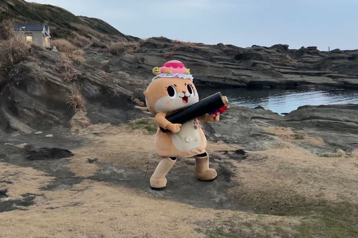 Conoce quién es esta misteriosa mascota.