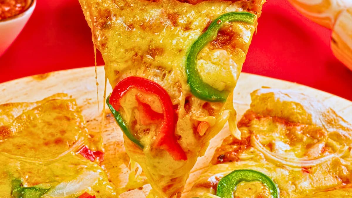 Pizzas con extra queso y pollo frito ultracrujiente: el rincón gastronómico que causa furor en San Miguel