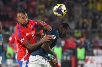 Sabe a nada: La Roja cosechó un opaco empate ante Ecuador y sigue última en el camino al Mundial