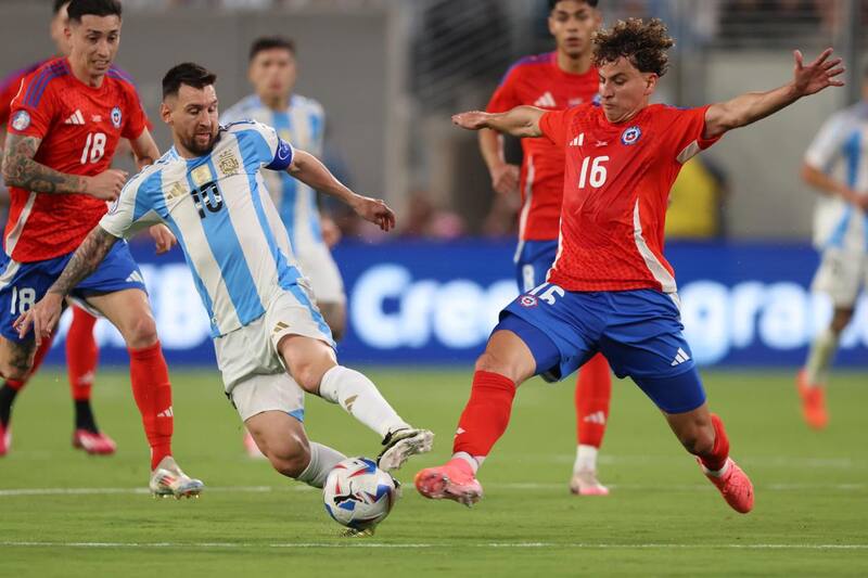 tuvo un trabajado partido ante Argentina y ahora piensa en Canadá. (Foto: EFE)