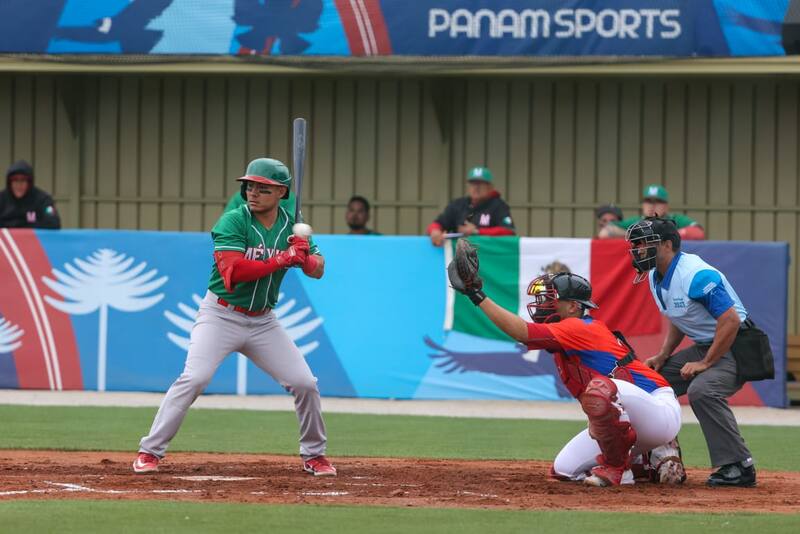 La Roja del Béisbol ante México. Foto: Mauricio Palma /COCh.