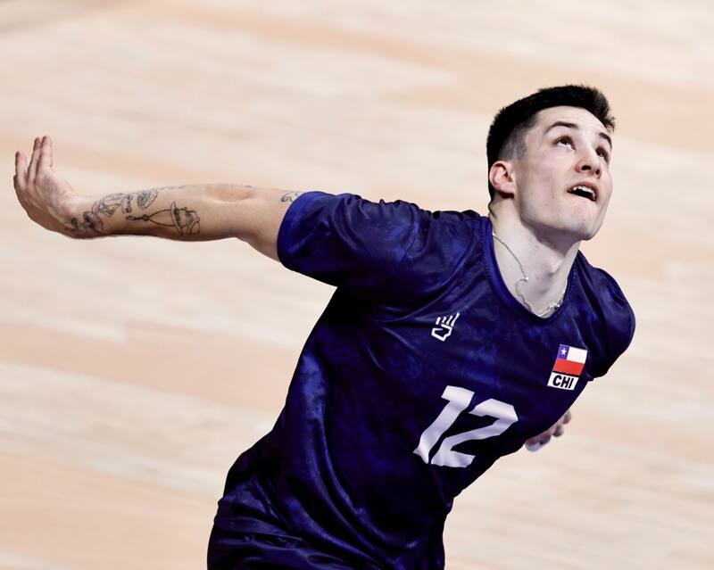 Noé Aravena, jugador de La Roja que hoy cerró su participación en Filipinas con derrota 0-3 ante Bulgaria.