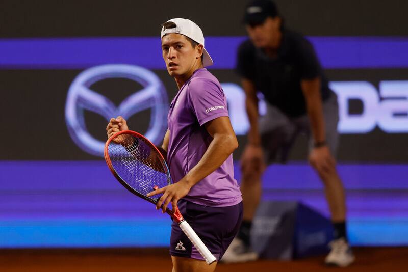 El punto que le dio el título del ATP de Santiago a Sebastián Báez. Foto: Aton.