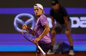 VIDEO | El match point que le entregó el título del ATP de Santiago a Sebastián Báez