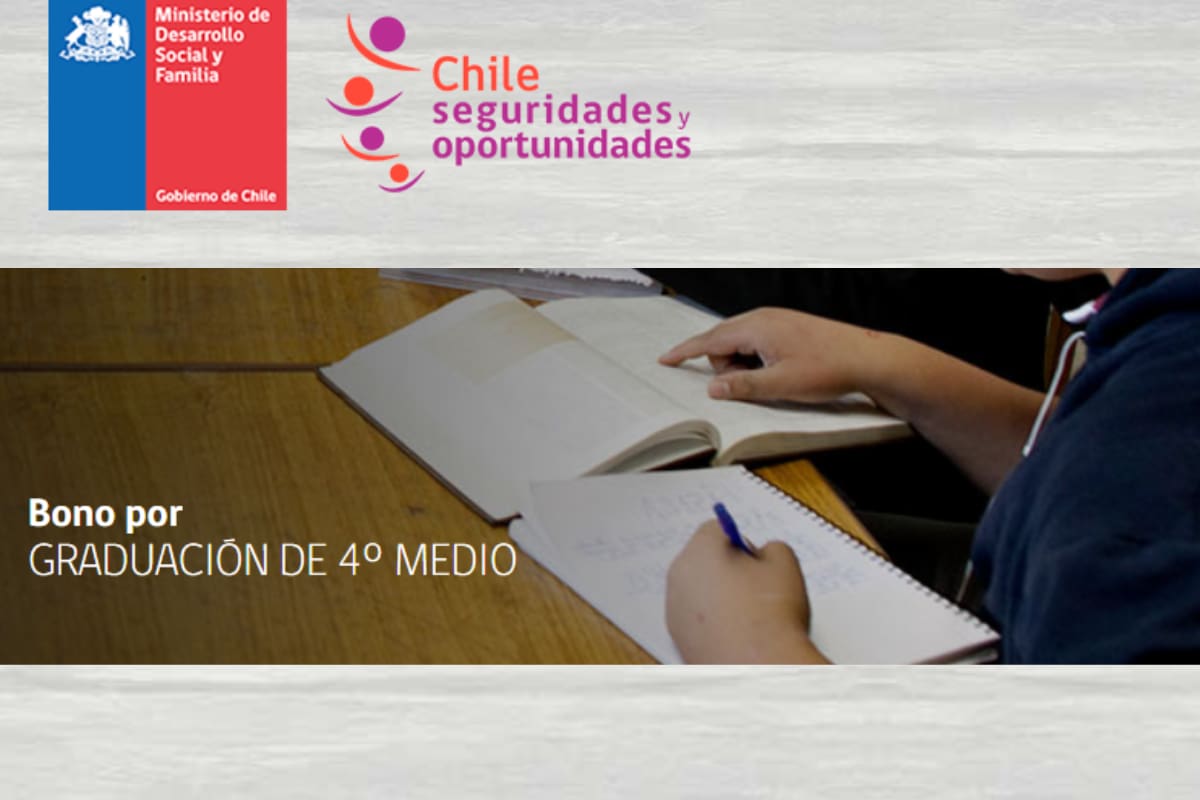 El Bono por Graduación de 4° Medio es uno de los aportes que entrega este programa. Créditos: Chile Seguridades y Oportunidades
