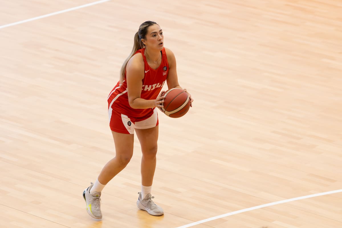 Selección de Básquetbol de Chile preparándose para el campeonato. Foto: FELIPE ESCOBEDO, En Cancha