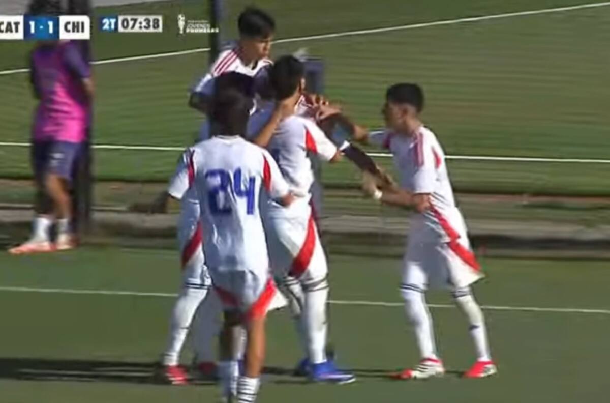 VIDEO | La Roja sigue imparable tras vencer a Argentina: ahora le ganó a Talleres con estos goles