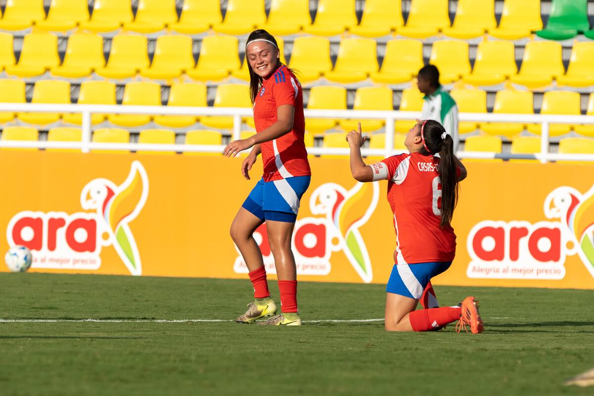 venció a Perú con doblete de Antonella Casas-Cordero. Foto: Fernando Escobar - Comunicaciones FFCH