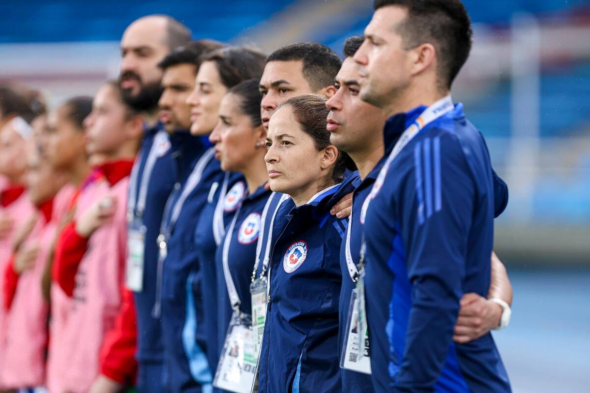 Vanessa Arauz, entrenador de La Rojita. Foto: Conmebol