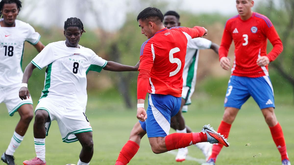 Nicolás Córdova comienza a perfilar el equipo titular para el debut de Chile en el Mundial Sub 20