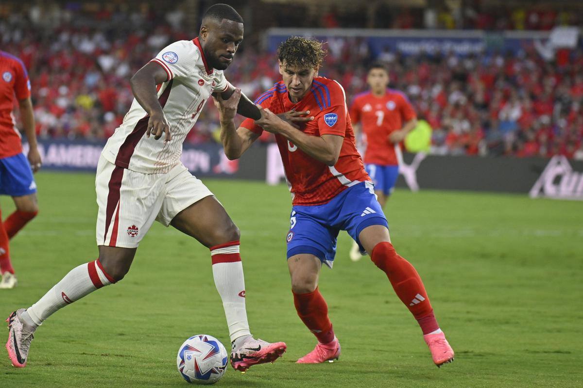 Los Canucks sellaron la eliminación de La Roja en la Copa América.