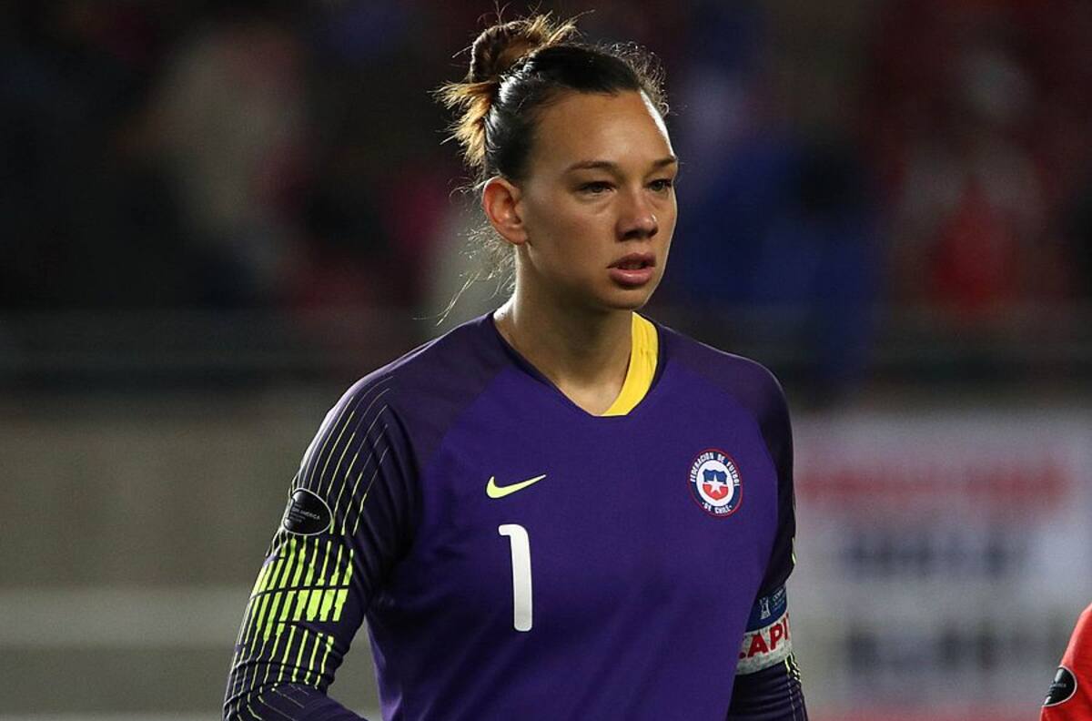 Daniela Pardo: "Solo falta que FIFA revalide la calidad de Christiane Endler"