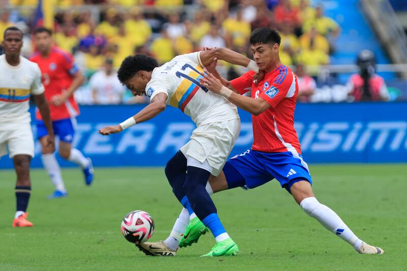 La Selección Chilena en el partido ante Colombia por las Eliminatorias Sudamericanas.