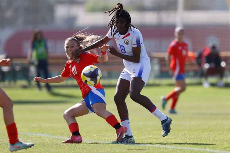 Un partido más en el anonimato para La Roja Femenina. Foto: Comunicaciones/FFCh