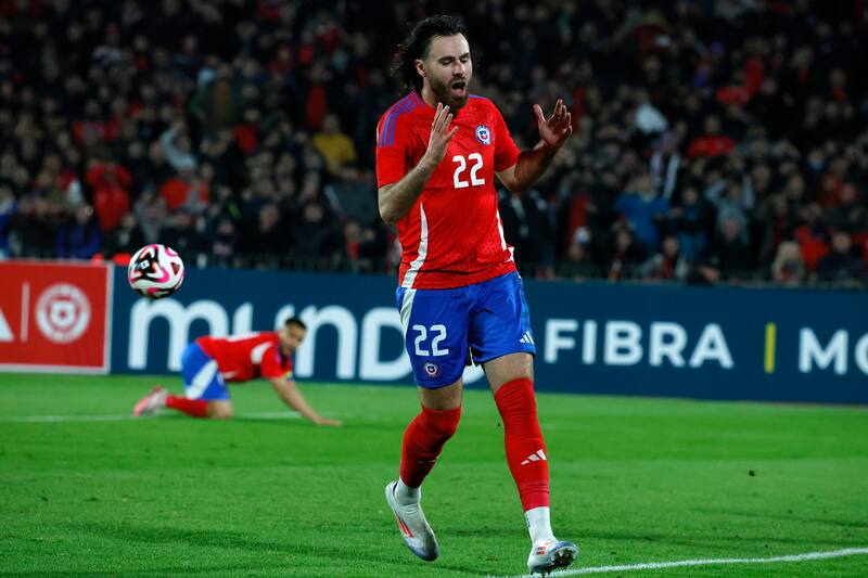 El jugador de Chile, Ben Brereton, durante el partido amistoso contra Paraguay.