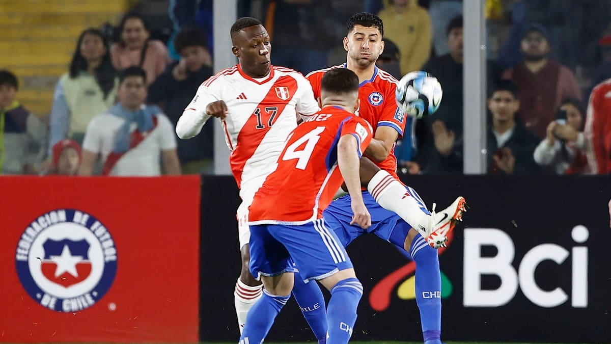 Columna de Danilo Díaz: Chile sale a mantenerse con vida