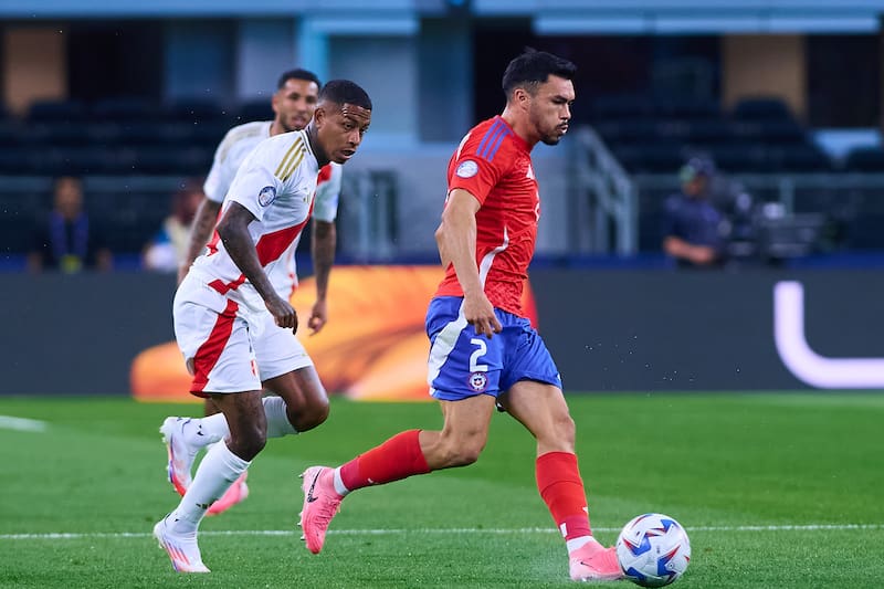 Se enfrentarán en duelo amistoso este viernes en el estadio Bicentenario de La Florida. Foto: Agencia Aton