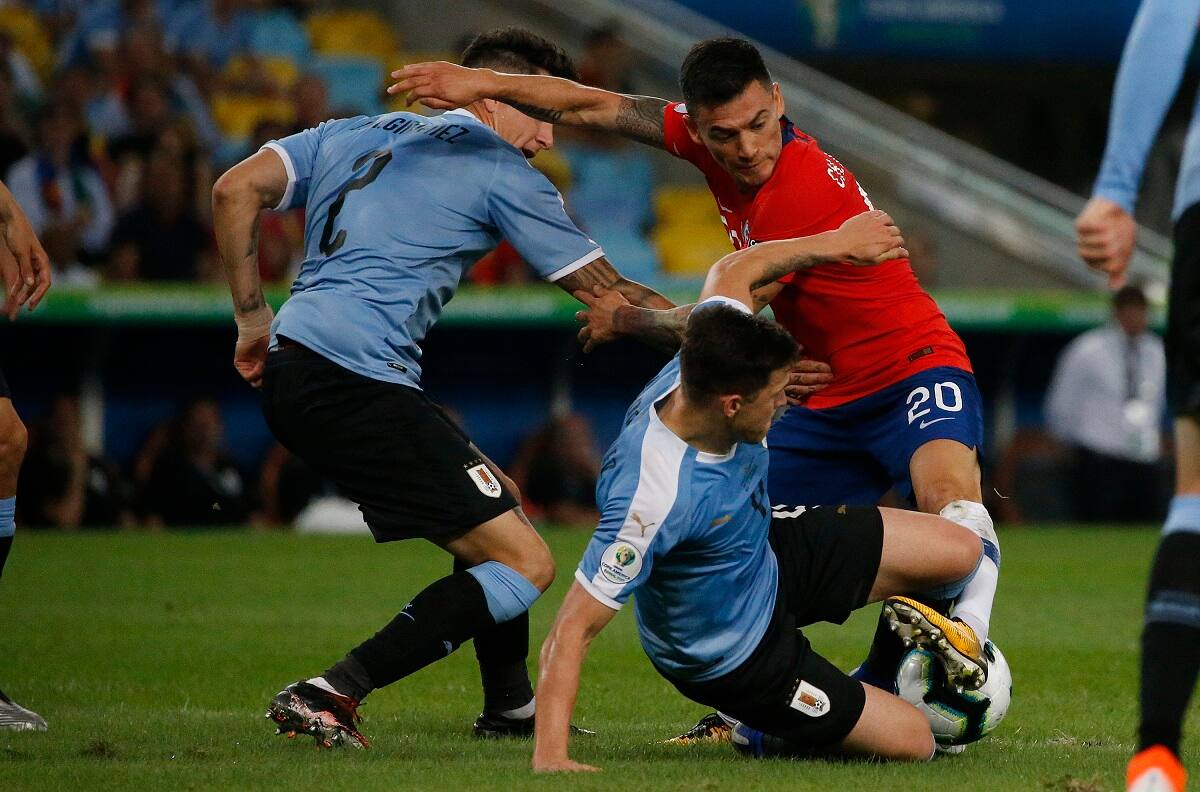 Eber Aquino: La curiosidad del árbitro que dirigirá el debut de la Roja por las Clasificatorias