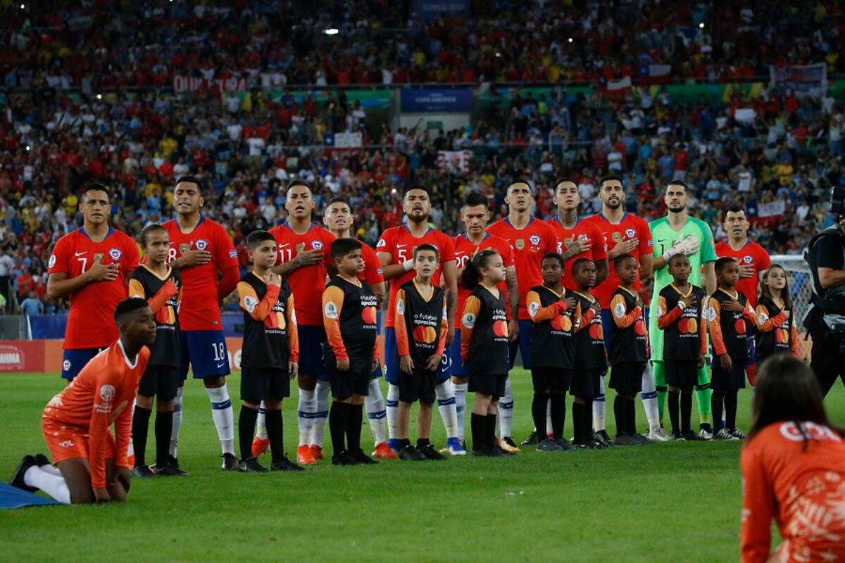 Futbol, Chile vs Uruguay
Copa America 2019
El equipo de la seleccion chilena posa para los fotografos antes del partido del grupo C de la Copa America contra Uruguay disputado en el estadio Maracana de Rio de Janeiro, Brasil.
24/06/2019
Andres Pina/Photosport
Football, Chile vs Uruguay
Copa America Championship 2019
Chile's team pose for photographers prior to the group C match of the Copa America Championship against Uruguay held at the Maracana stadium in Rio de Janeiro, Brazil.
24/06/2019
Andres Pina/Photosport