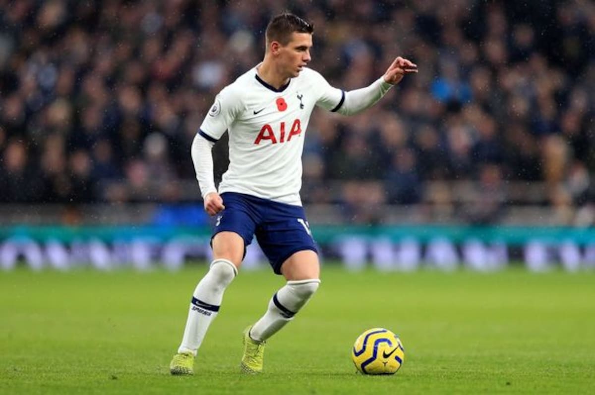 Giovani Lo Celso con la camiseta de Tottenham Hotspur.