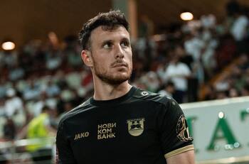 Ángelo Henríquez volvió a anotar tras casi medio año y fue figura en importante triunfo del Baltika