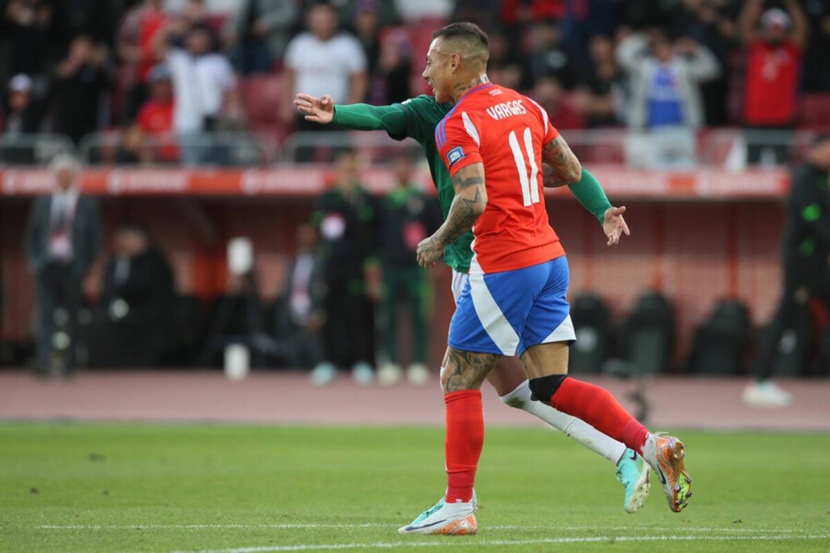 Eduardo Vargas fue llamado a la próxima fecha FIFA. Foto: Aton.