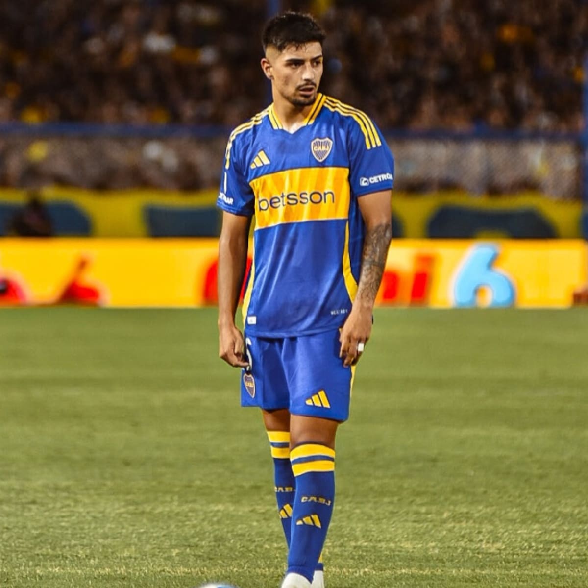 Suplente del suplente: el terrible momento de Williams Alarcón en Boca Juniors