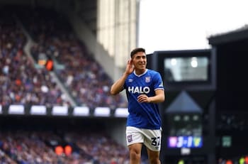 VIDEO | Marcelino Núñez sorprendió en Inglaterra: apareció como ‘9’ y abrió el triunfo del Ipswich Town con este gol