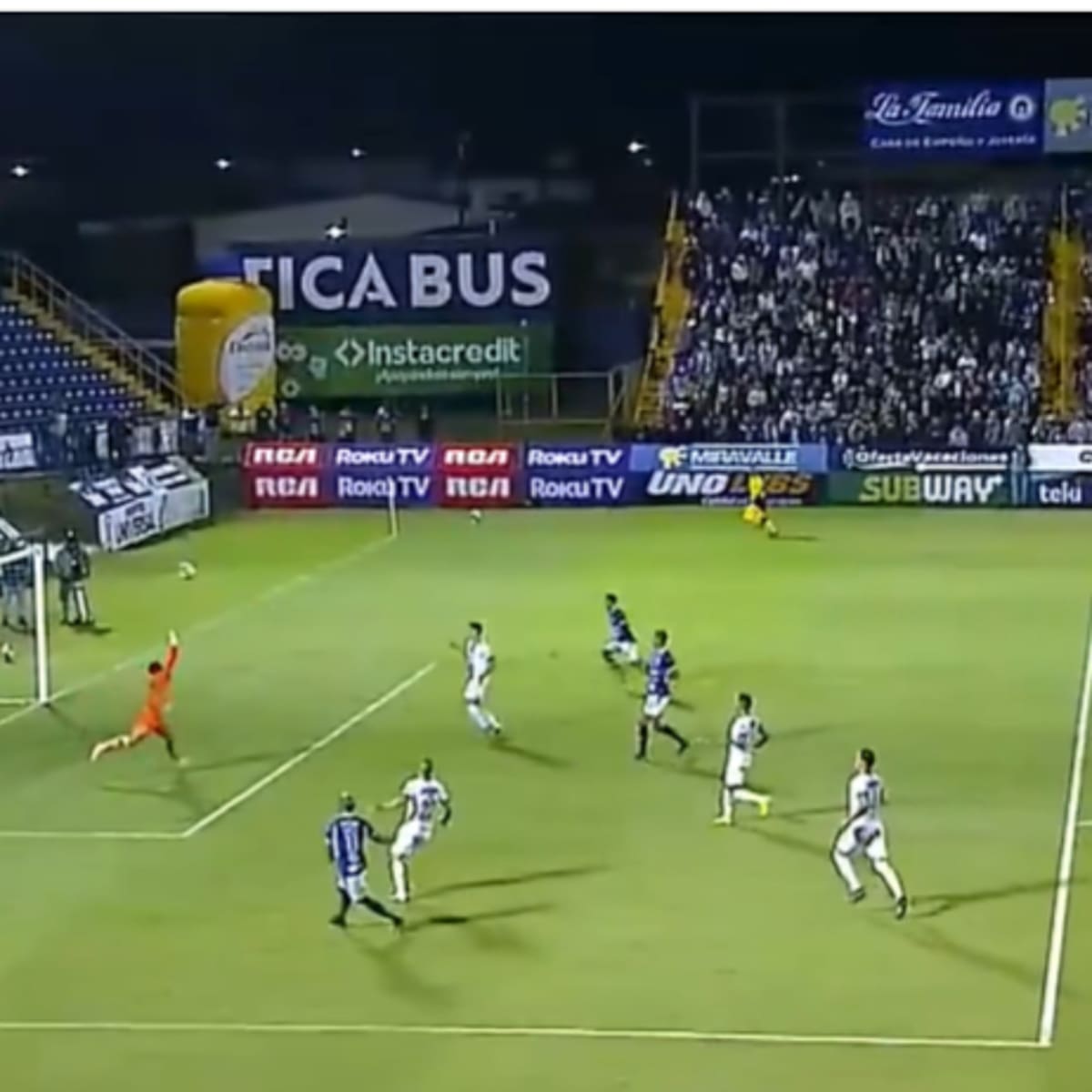 VIDEO | Juan Carlos Gaete anota el gol de la fecha en Costa Rica: definió como crack mundial