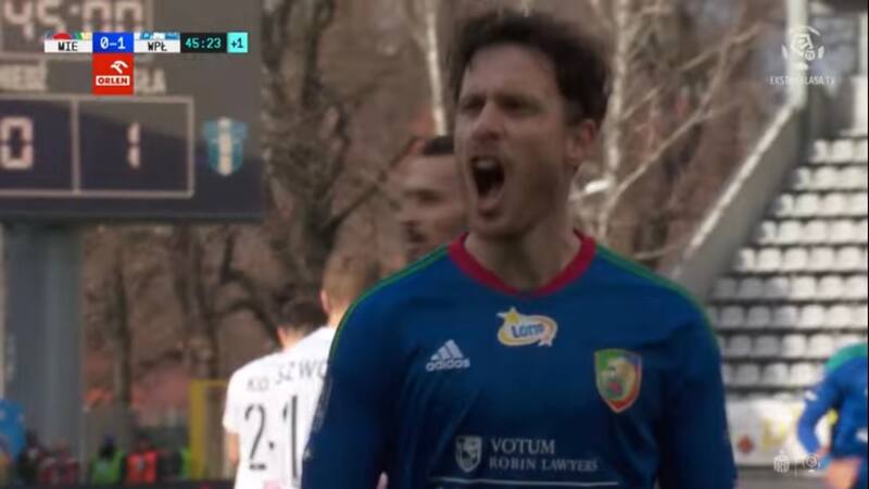 Ángelo Henríquez anotó un gol en victoria de su equipo.
