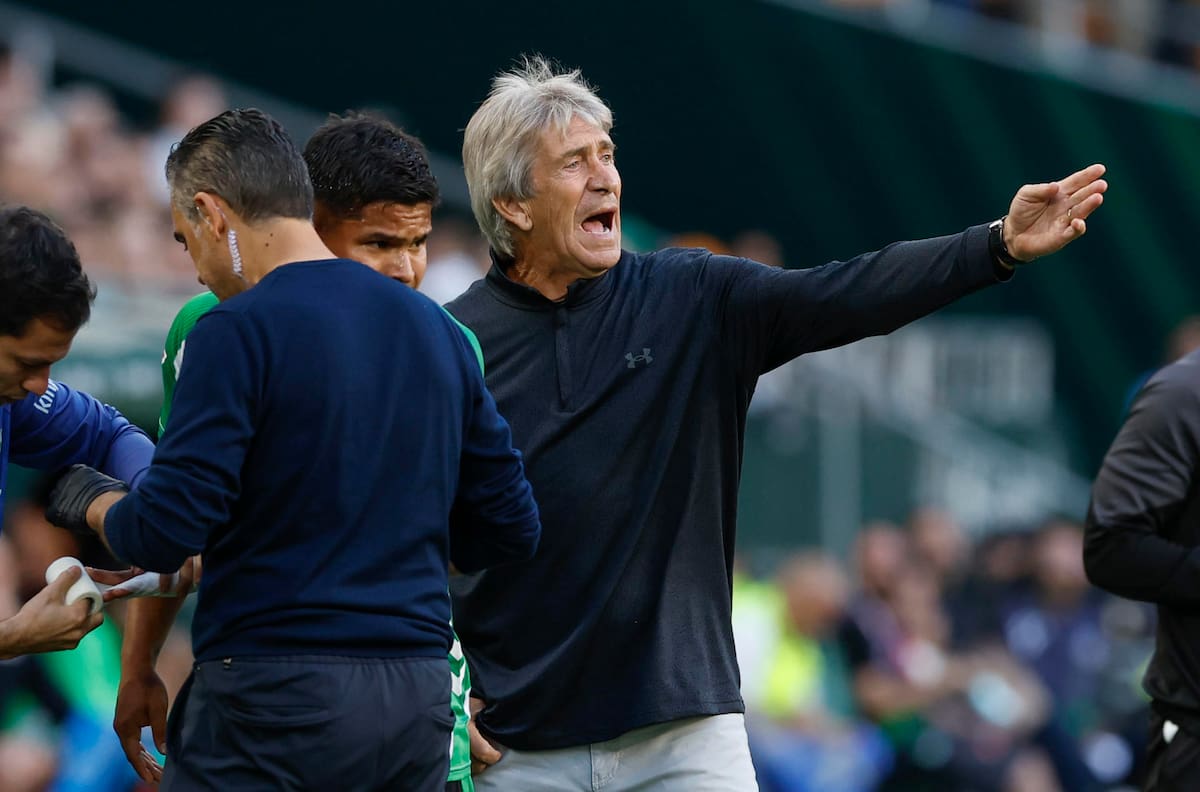 Comenzó la poda de Pellegrini: Betis anuncia la salida de tres jugadores