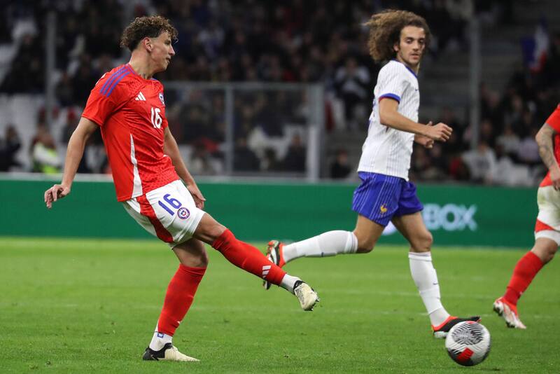 Igor Lichnovsky fue cuestionado por eufórica celebración en México. Foto: Aton.