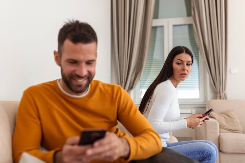 Conoce el ránking de las ciudades con más citas extramaritales del país según Ashley Madison. Foto: Frepik