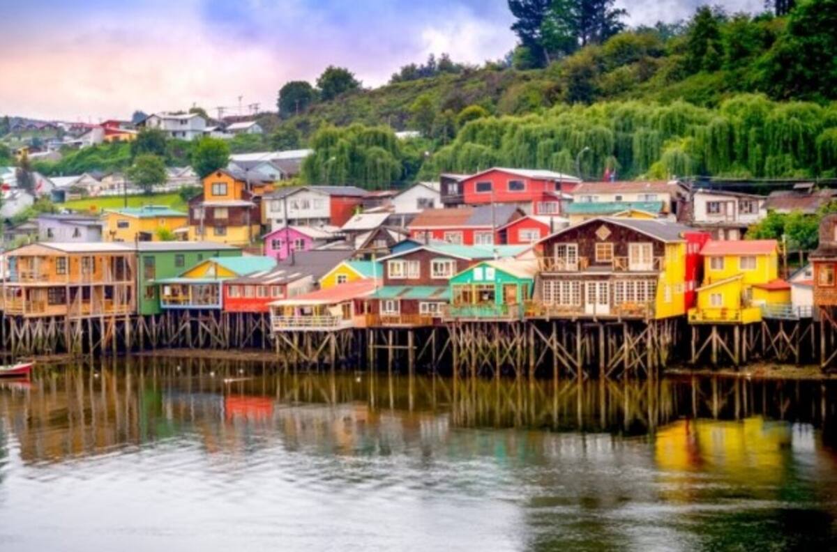 ¿Cuánto cuesta ir a Chiloé?: Precios de los pasajes, alojamientos y panoramas para hacer en la Isla