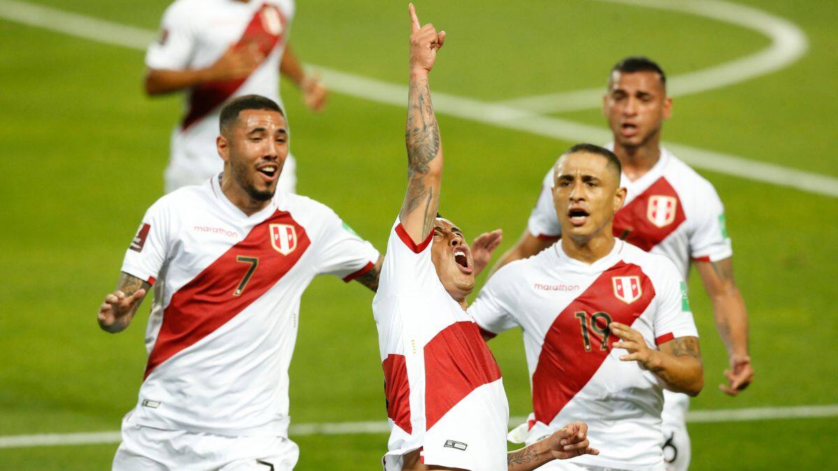 Fue campeón en Chile, está sin club y lesionado, pero DT de Perú lo quiere llevar como sea a Copa América