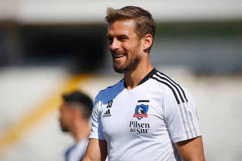 El ex Colo Colo se lució con un doblete en la tercera división española.